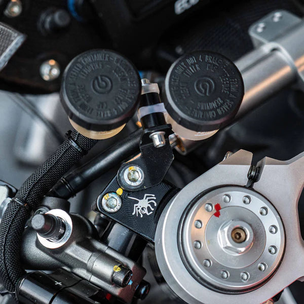 Kit de support pour réservoir de frein/d'embrayage WorldSSP Feel Racing Ducati Panigale V2 955 (20-24) FR.08.KIT 