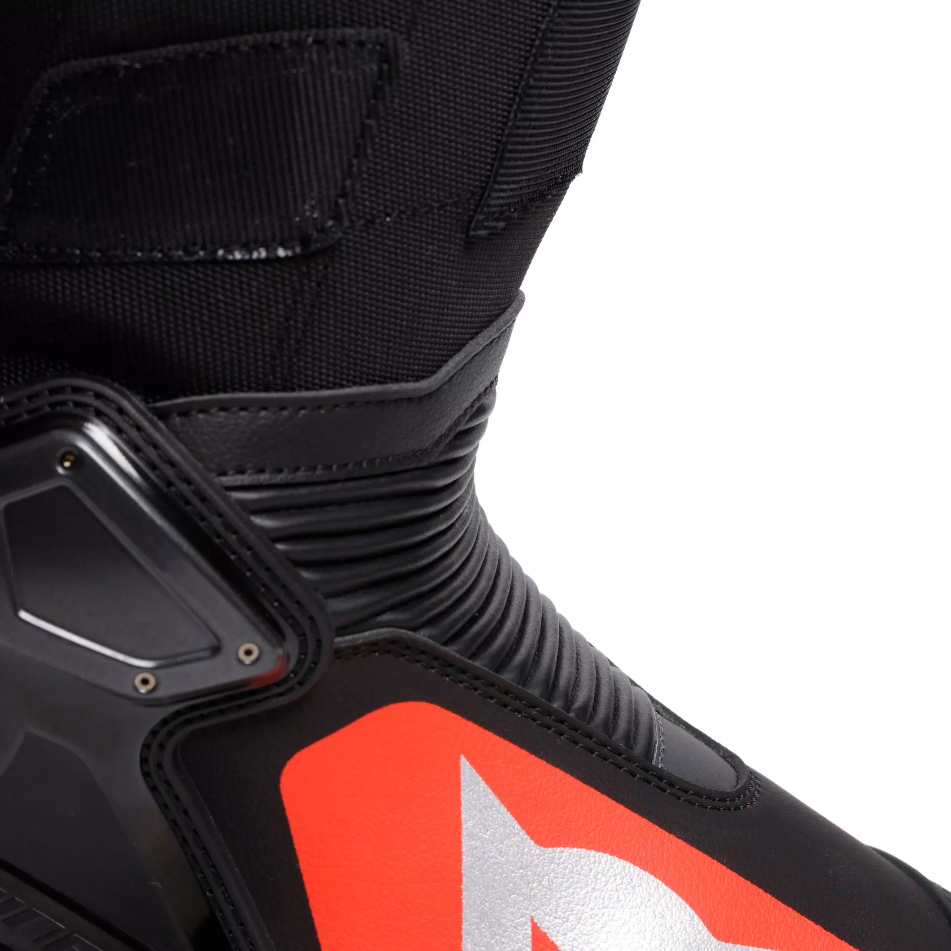 Bottes de moto Dainese Axial 2 Racing et route | Hommes | Noir/Rouge | 20179000526280 