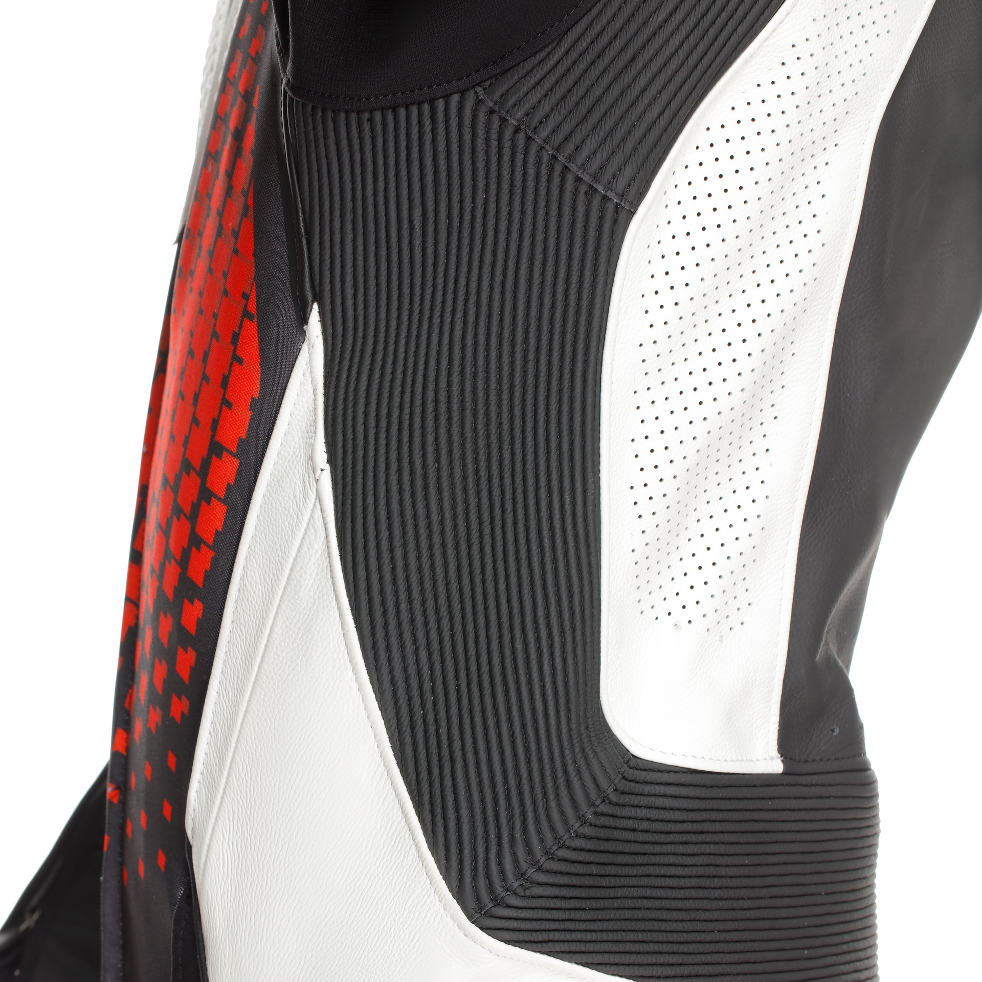 Dainese Laguna Seca 6 Combinaison en cuir intégrale – Combinaison de course perforée | Hommes | Blanc/Rouge 