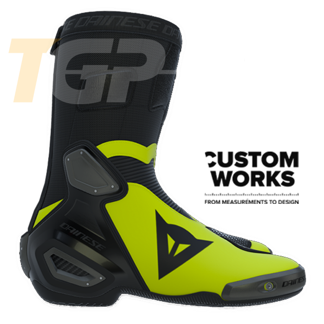 Bottes de moto de course et route Dainese Axial 2 | Homme | Noir / Fluo jaune | Custom Works 