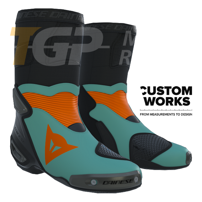 Bottes de moto de course et route Dainese Axial 2 | Homme | Fluorot / Noir | Custom Works 