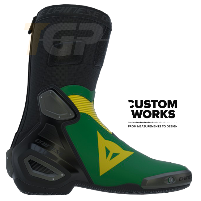 Bottes moto de course et route Dainese Axial 2 Air | Homme | Vert forêt / Jaune | Custom Works 