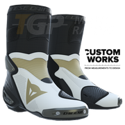 Bottes moto de course et route Dainese Axial 2 Air | Homme | Perle blanc / Magnésium | Custom Works 