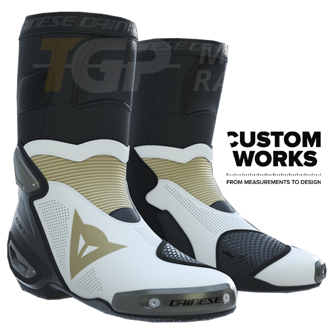 Bottes moto de course et route Dainese Axial 2 Air | Homme | Perle blanc / Magnésium | Custom Works 