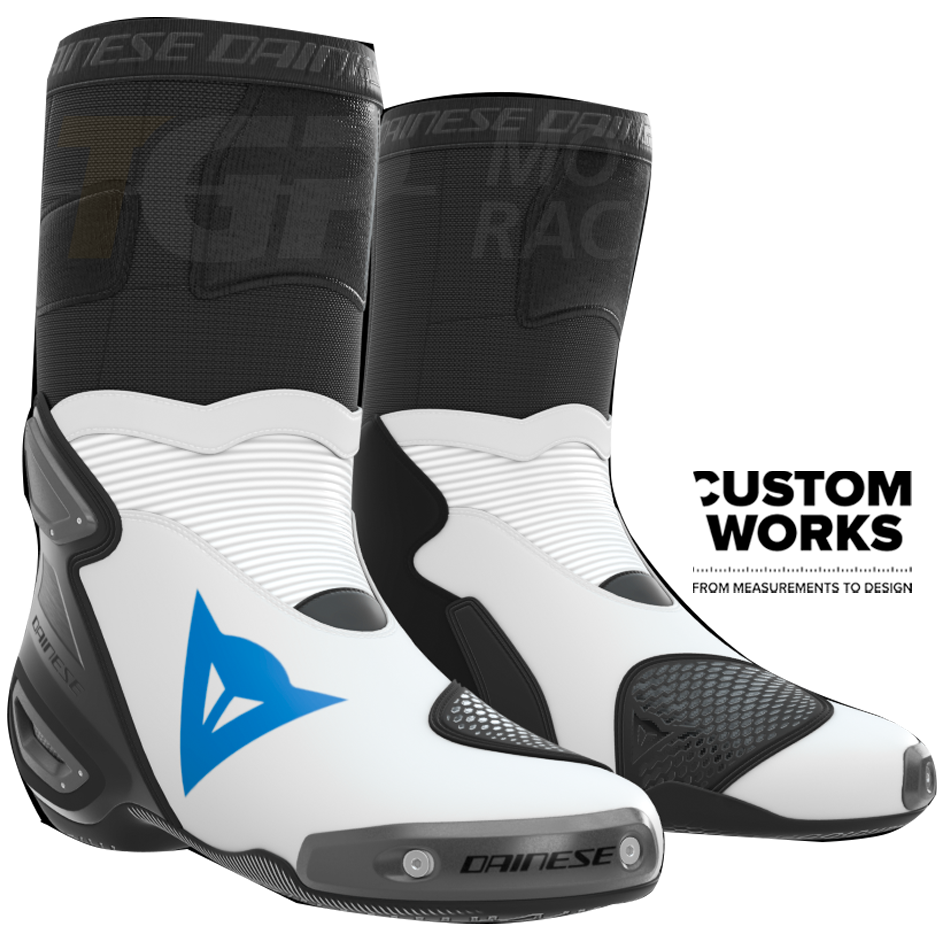 Bottes moto de course et route Dainese Axial 2 | Homme | Blanc / Ciel | Custom Works 
