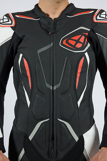IXON Demonio Combinaison Combinaison en cuir – Combinaison de course perforée | Homme | Noir/Blanc/Rouge 