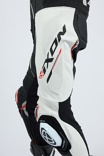 IXON Demonio Combinaison Combinaison en cuir – Combinaison de course perforée | Homme | Noir/Blanc/Rouge 