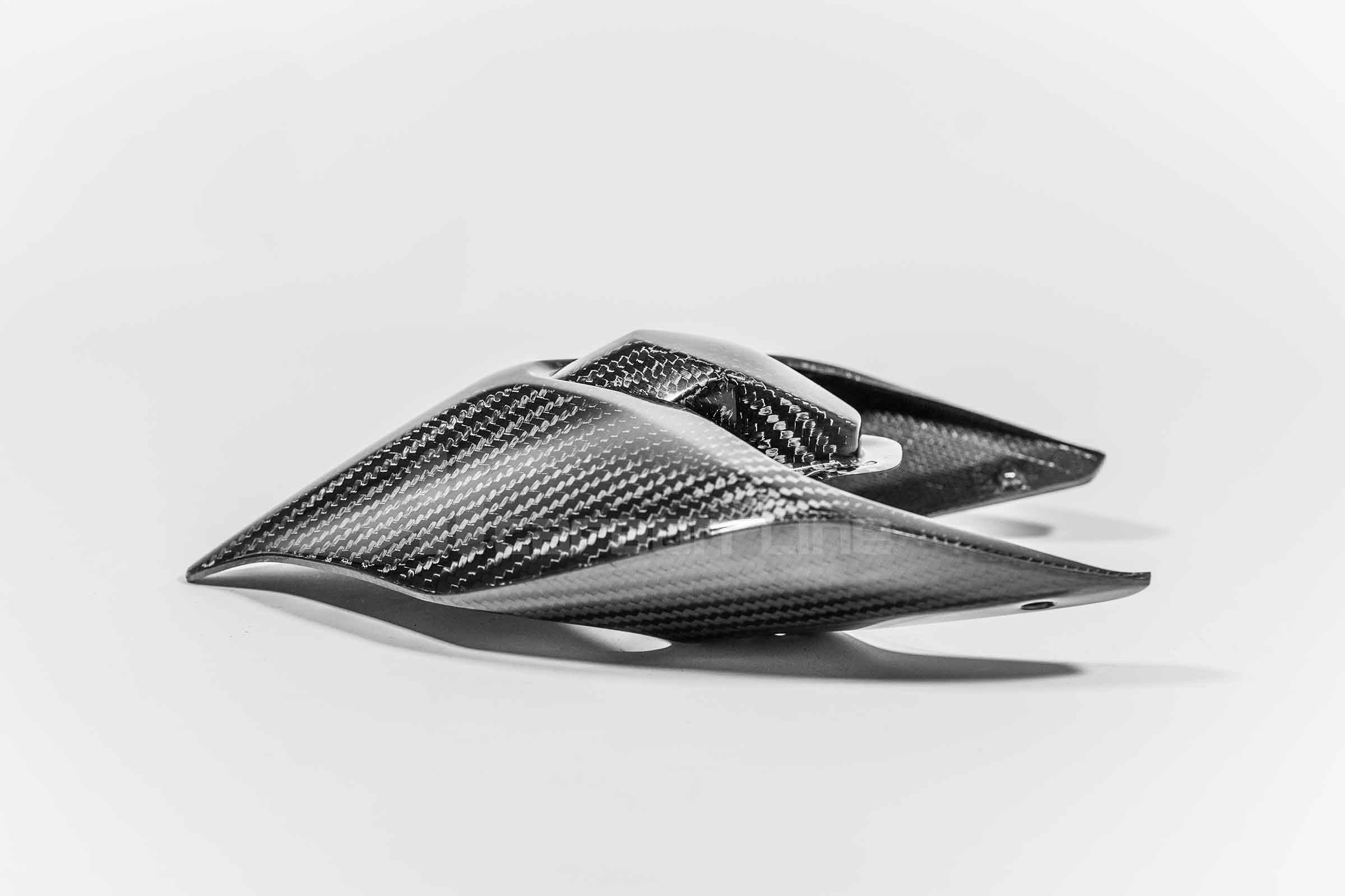 Carénage arrière en carbone 400g AP Carbon Line Ducati Panigale V4/S/R (18-24) 