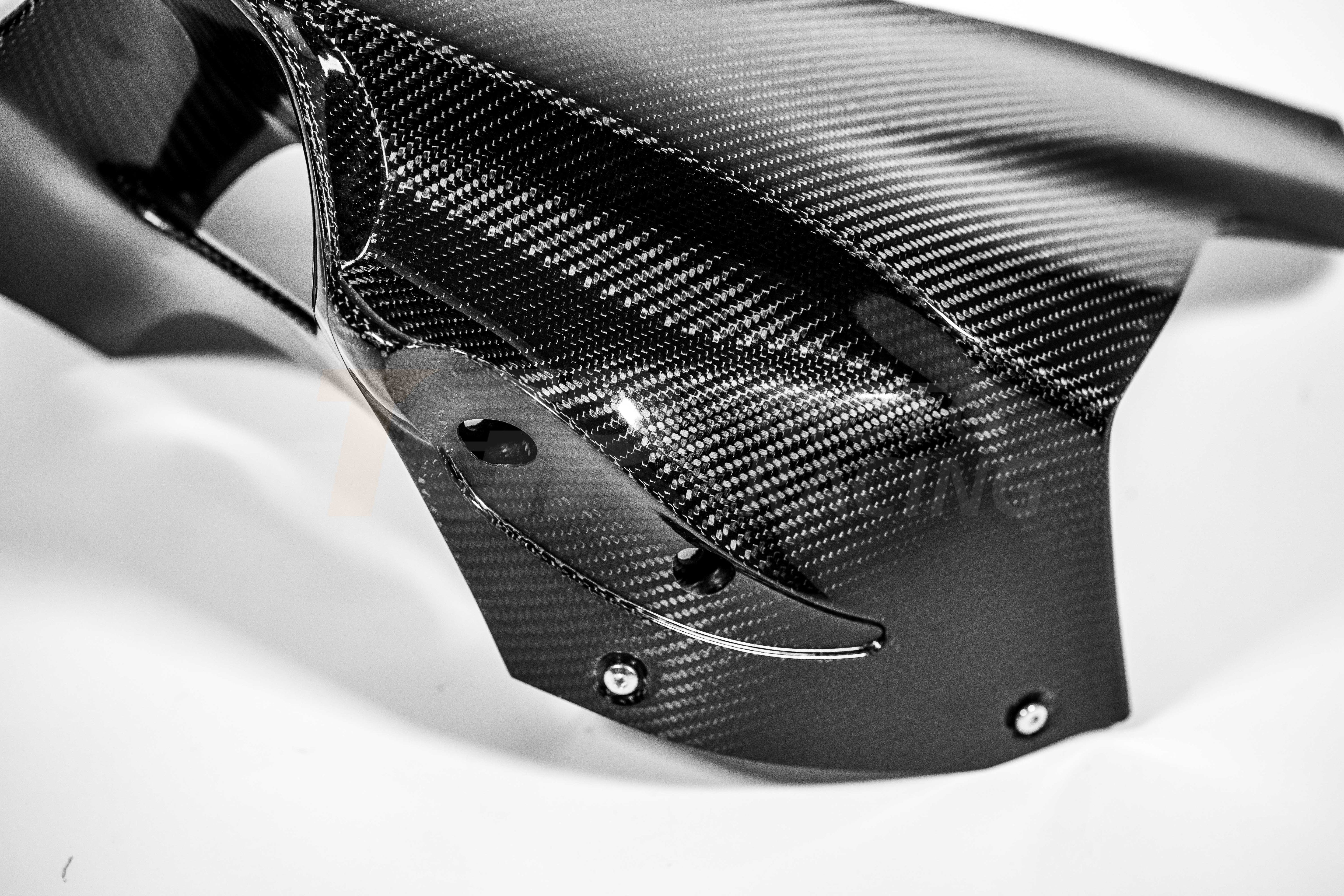 Carénage avant 200 g en carbone AP Carbon Line Ducati Panigale V4 R (2026) 
