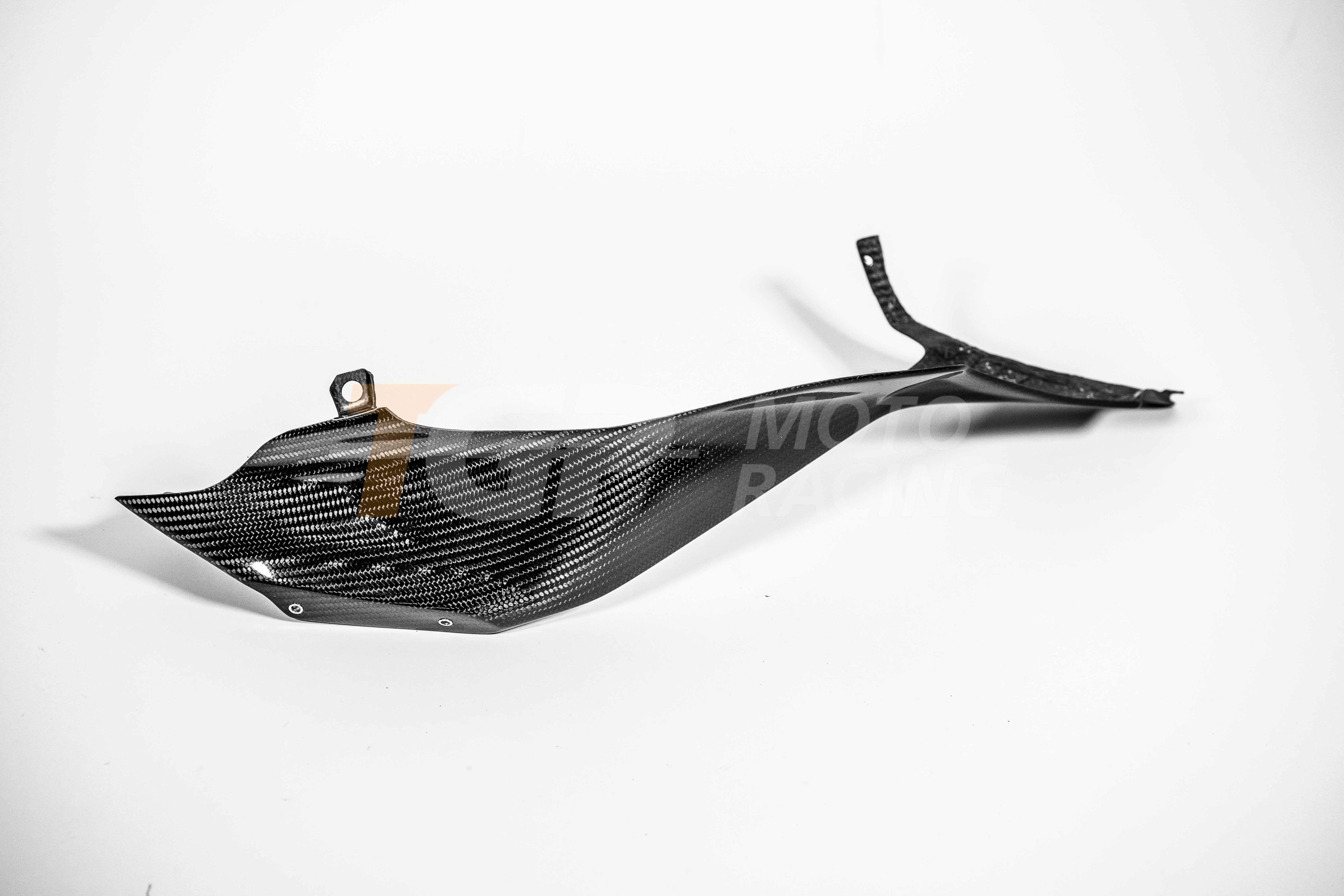 Carénage arrière gauche 200 g en carbone AP Carbon Line pour Ducati Panigale V4/S/R (25-26) 