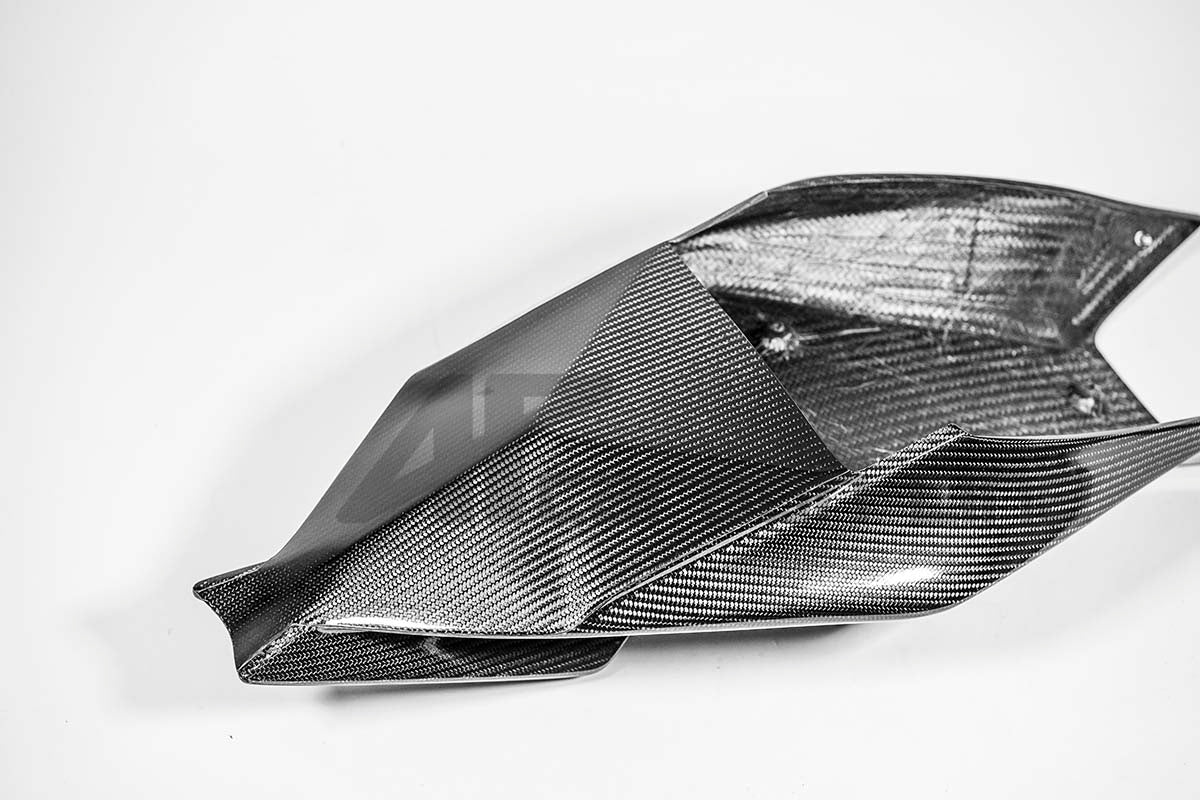 Carénage arrière 200g AP Carbon Line Aprilia RSV4/RR/1100 Factory (21-25) 
