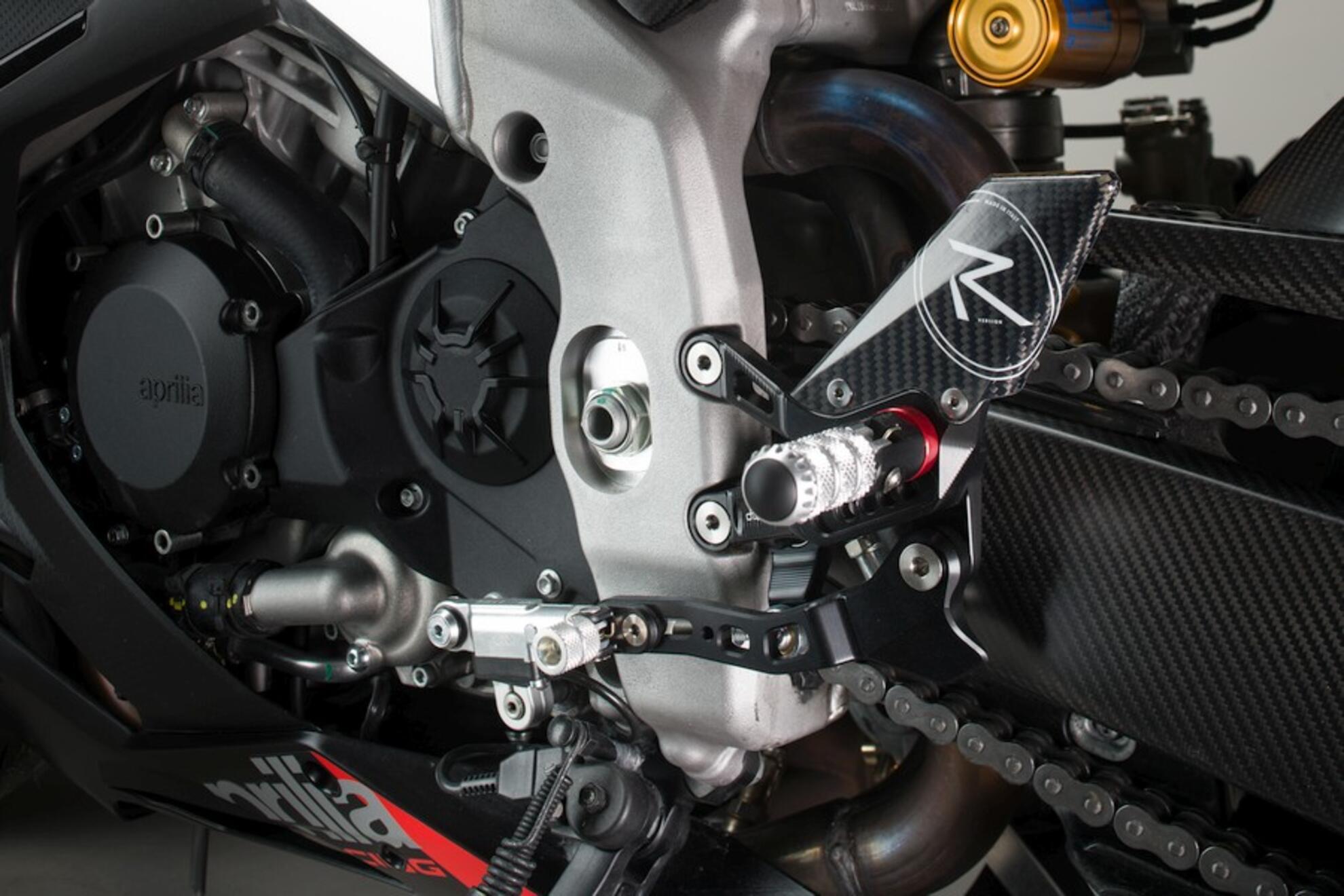 Système de frein R LighTech Aprilia RSV4/RF/RR/1100 Factory (17-25) FTRAP005R 