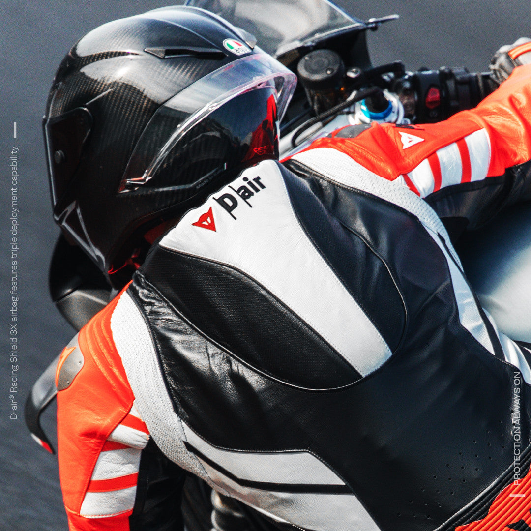 Dainese Mugello 3 D-AIR® combinaison en cuir intégrale – combinaison de course avec airbag perforé | Hommes | Noir/Rouge 