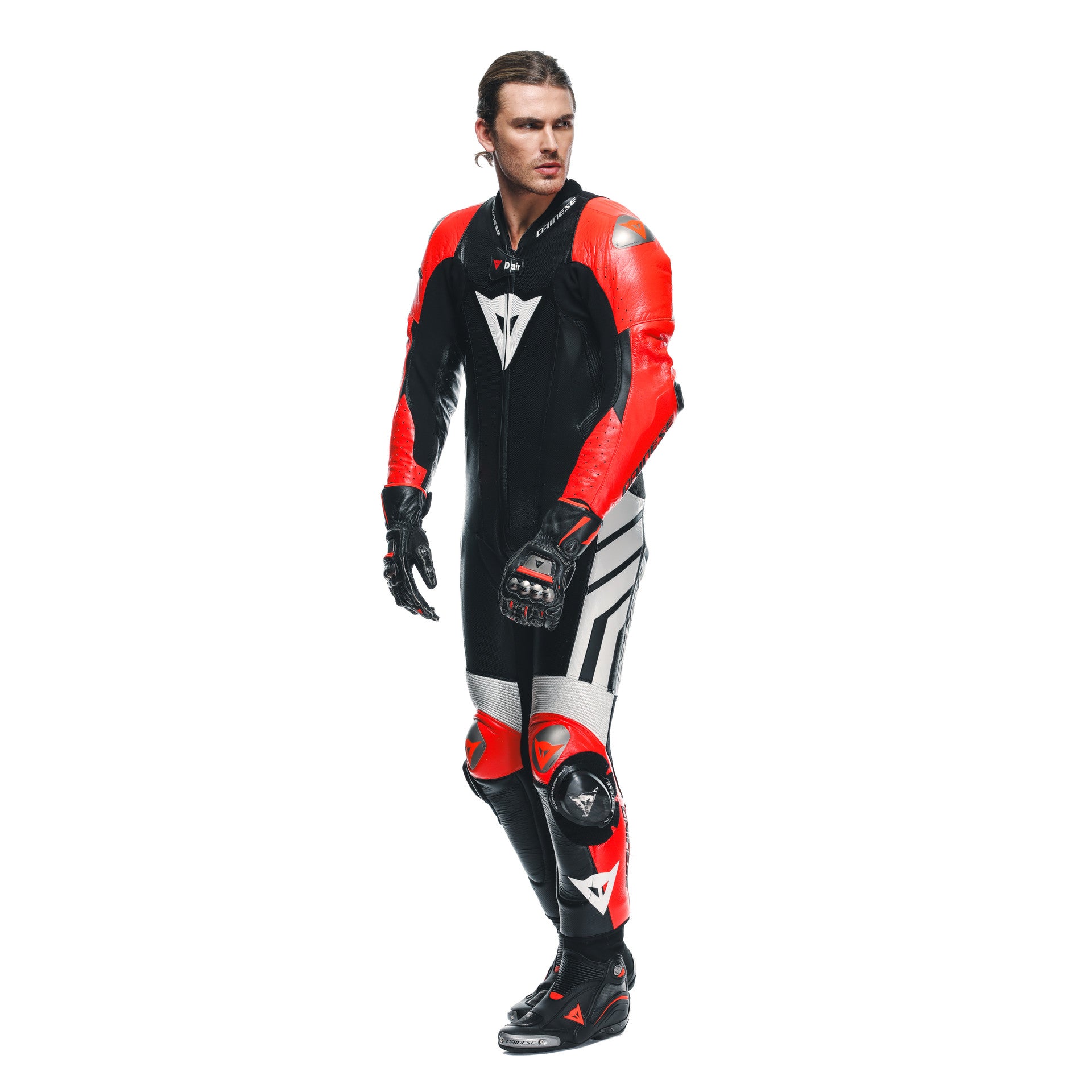 Dainese Mugello 3 D-AIR® combinaison en cuir intégrale – combinaison de course avec airbag perforé | Hommes | Noir/Rouge 