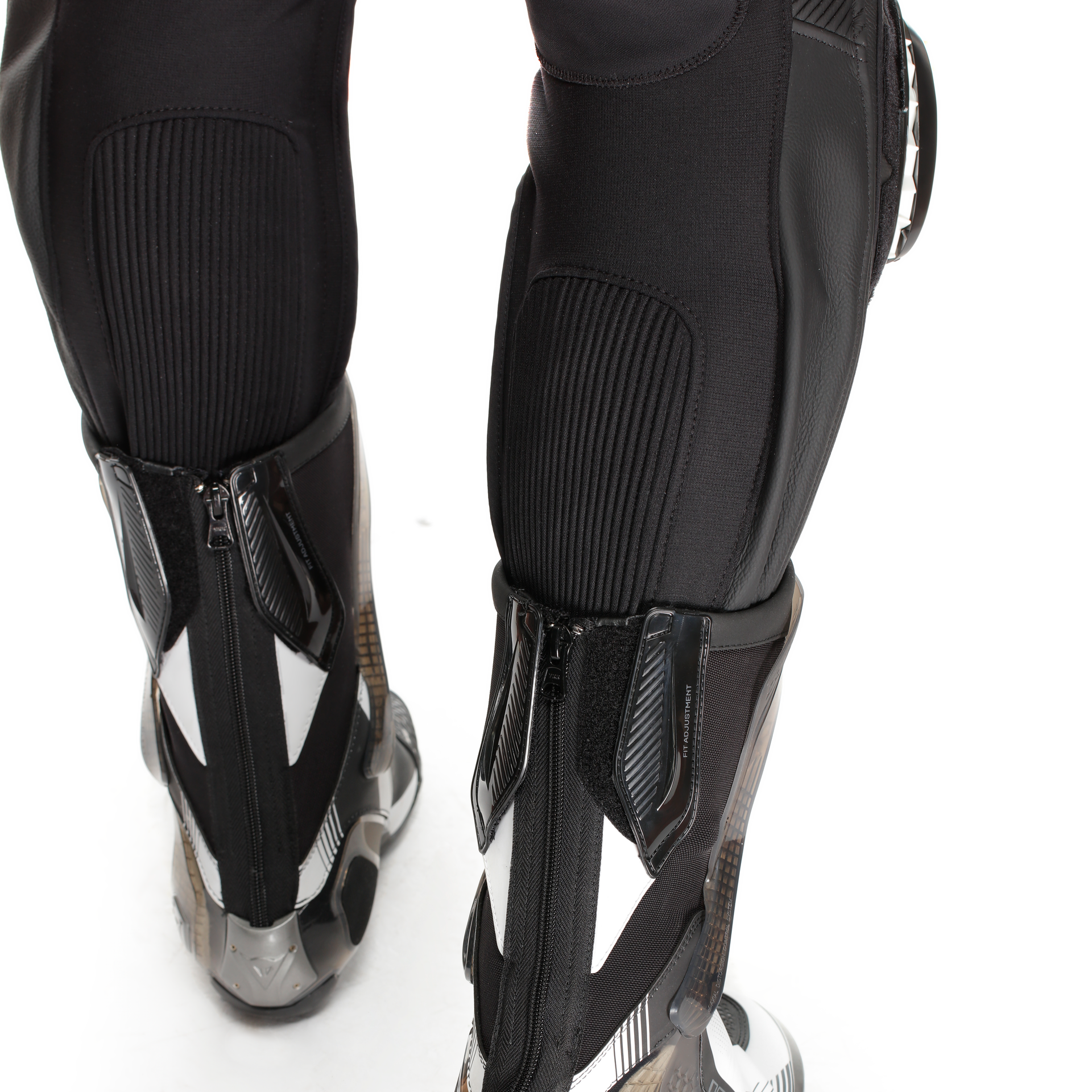 Dainese Laguna Seca 6 combinaison en cuir une pièce – combinaison de course perforée | hommes | noir/blanc 