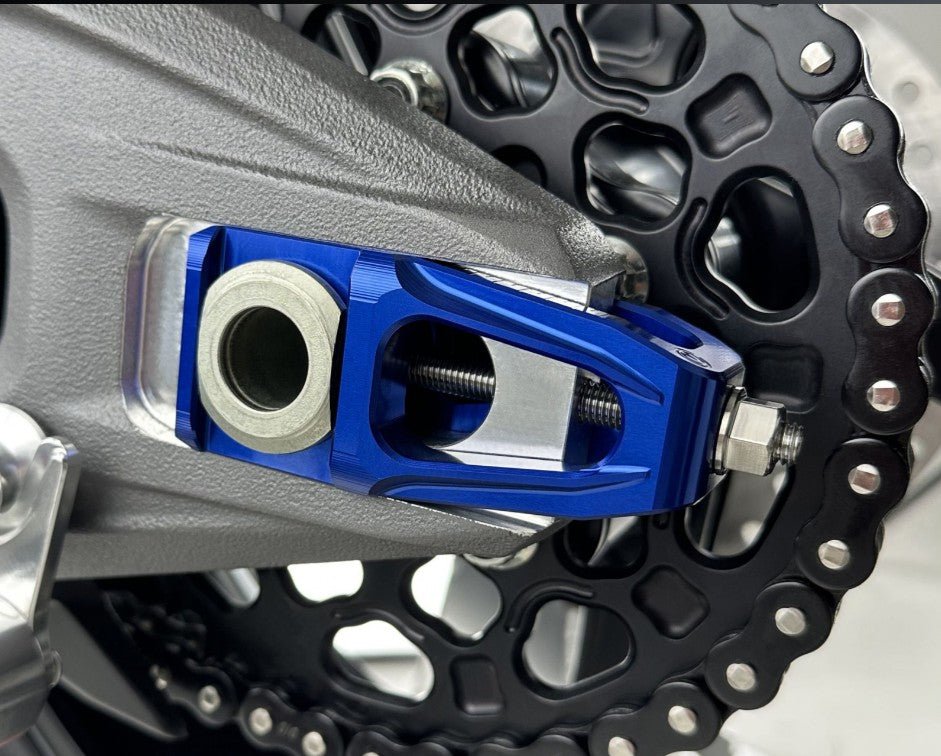 Kit de tension de chaîne avec support d'étrier de frein et Brembo P2-24 64mm X206001 Motocorse Ducati Panigale V4/S (2025) 