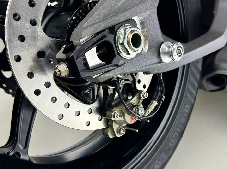 Kit de tension de chaîne avec support d'étrier de frein et Brembo P2-24 64mm X206001 Motocorse Ducati Panigale V4/S (2025) 