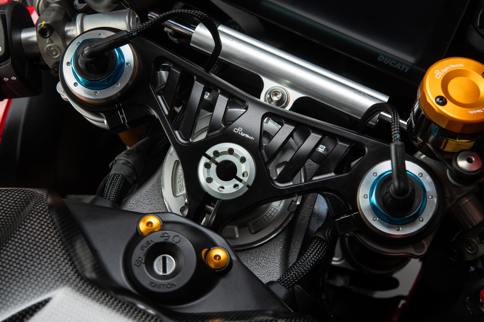 Tête de fourche (HAUT) LighTech Ducati Panigale V4/S (2025) TCADU002NER 