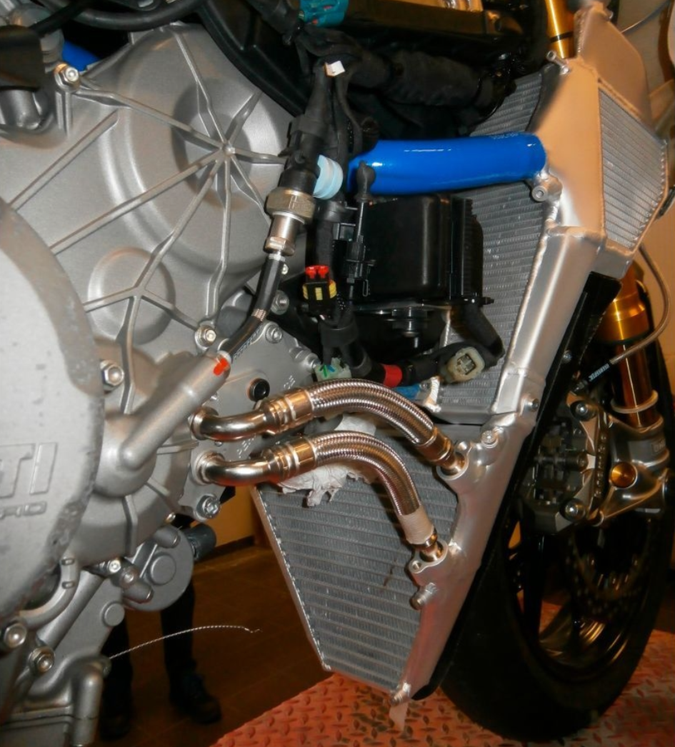 Kit de refroidissement H2O Performance pour eau + huile EVO pour Ducati Panigale V2 955 (20-24) 