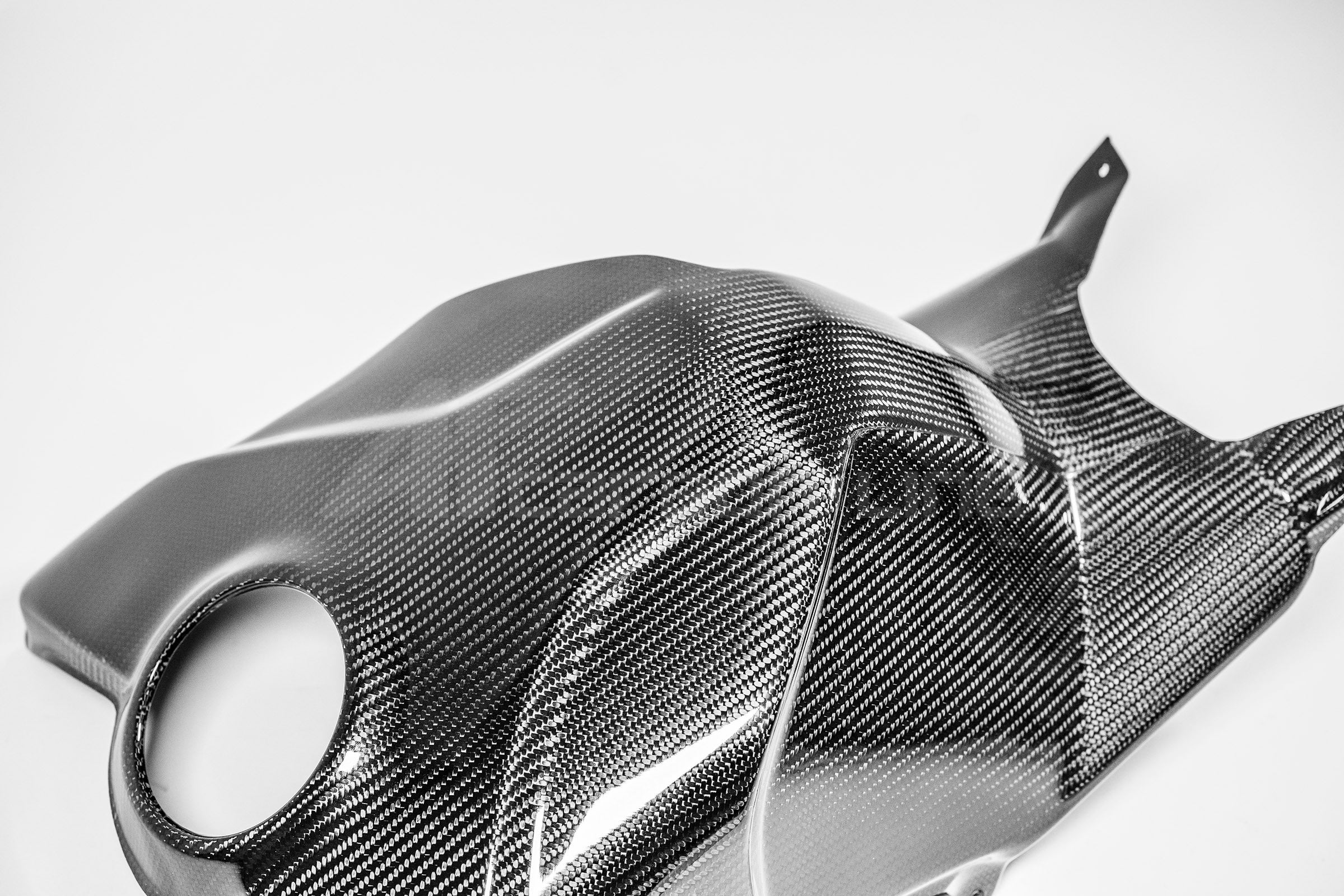 Capot de réservoir SBK 200g AP Carbon Line Ducati Panigale V4/S/R (22-24) 