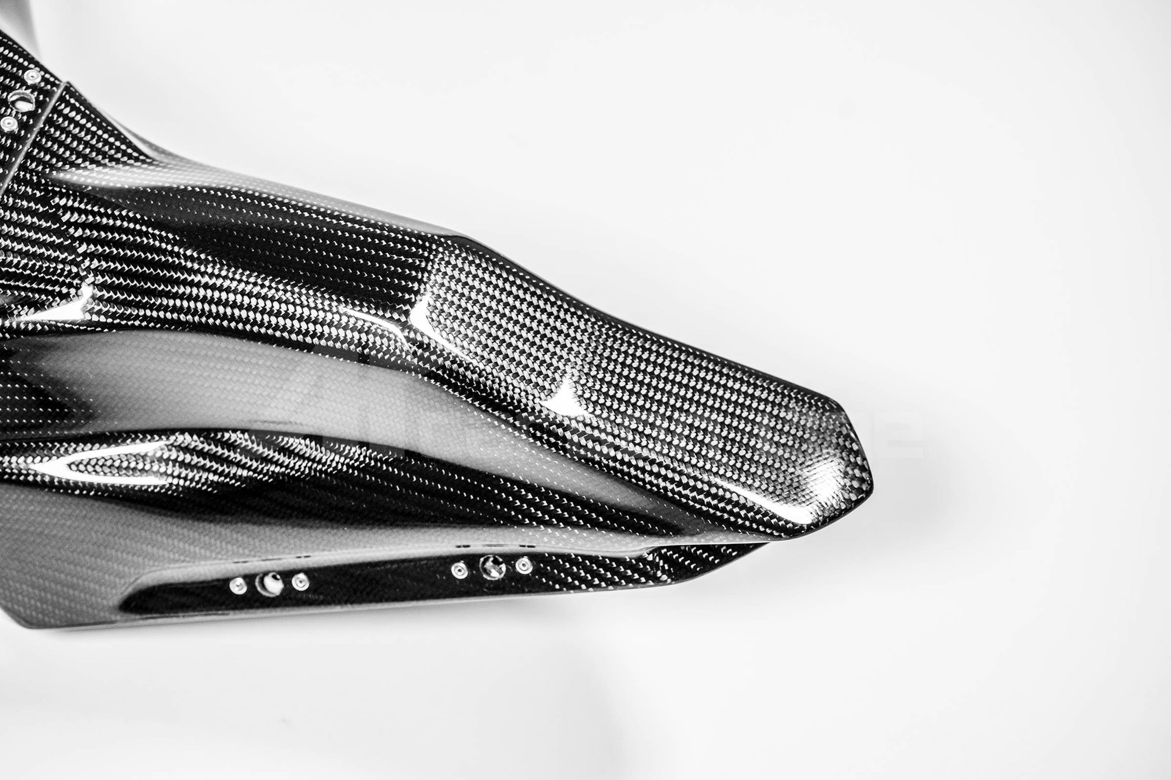 Carénage arrière 200g AP Carbon Line Yamaha YZF-R1/M RN65 (20-25) 