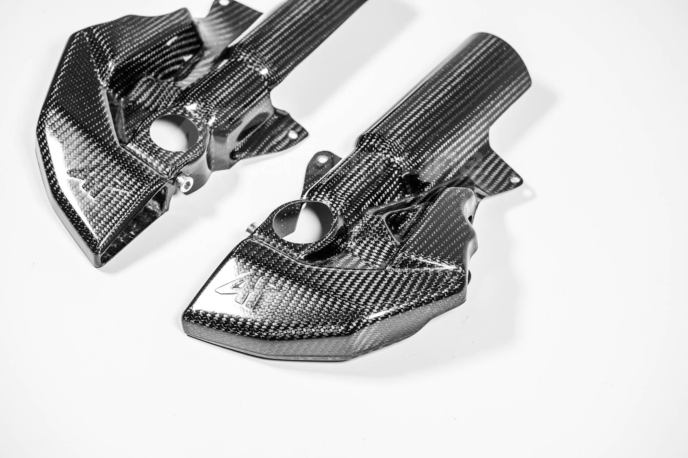Refroidissement des étriers de frein 200g AP Carbon Line Yamaha YZF-R1 RN65 (20-25) 