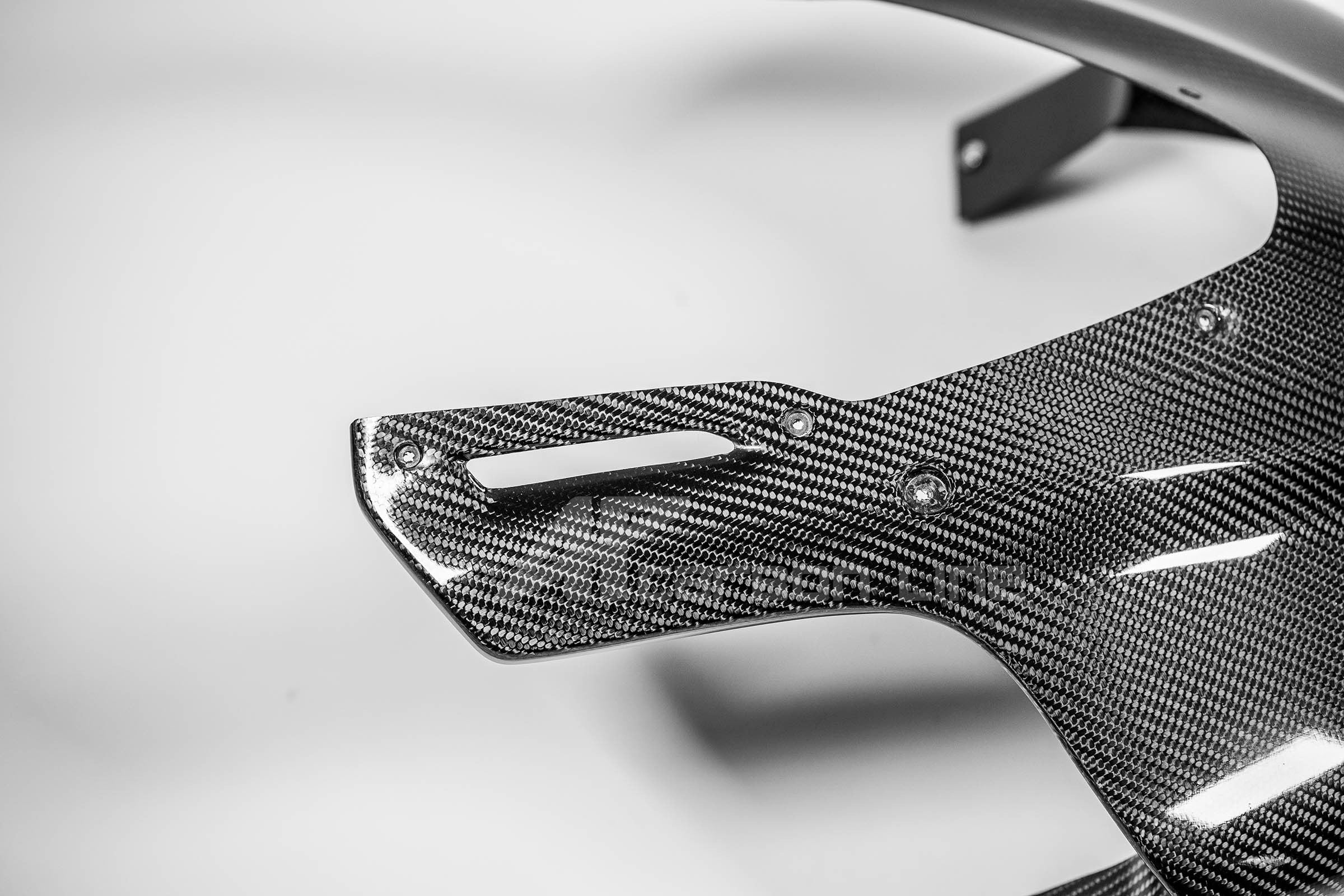 Masque avant 200g AP Carbon Line Honda CBR 1000 RR-R SC82 (20-23) 