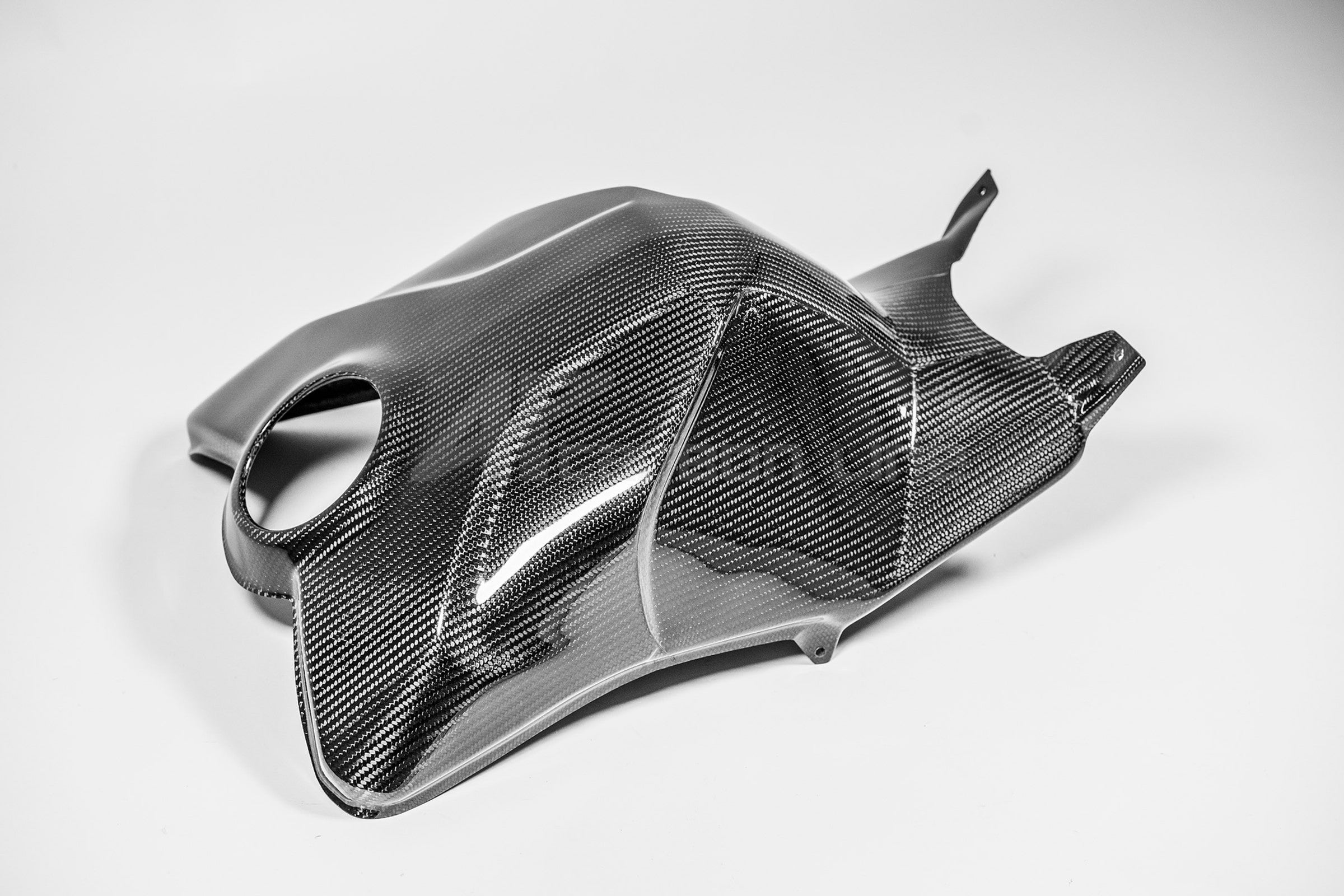 Capot de réservoir SBK 200g AP Carbon Line Ducati Panigale V4/S/R (22-24) 