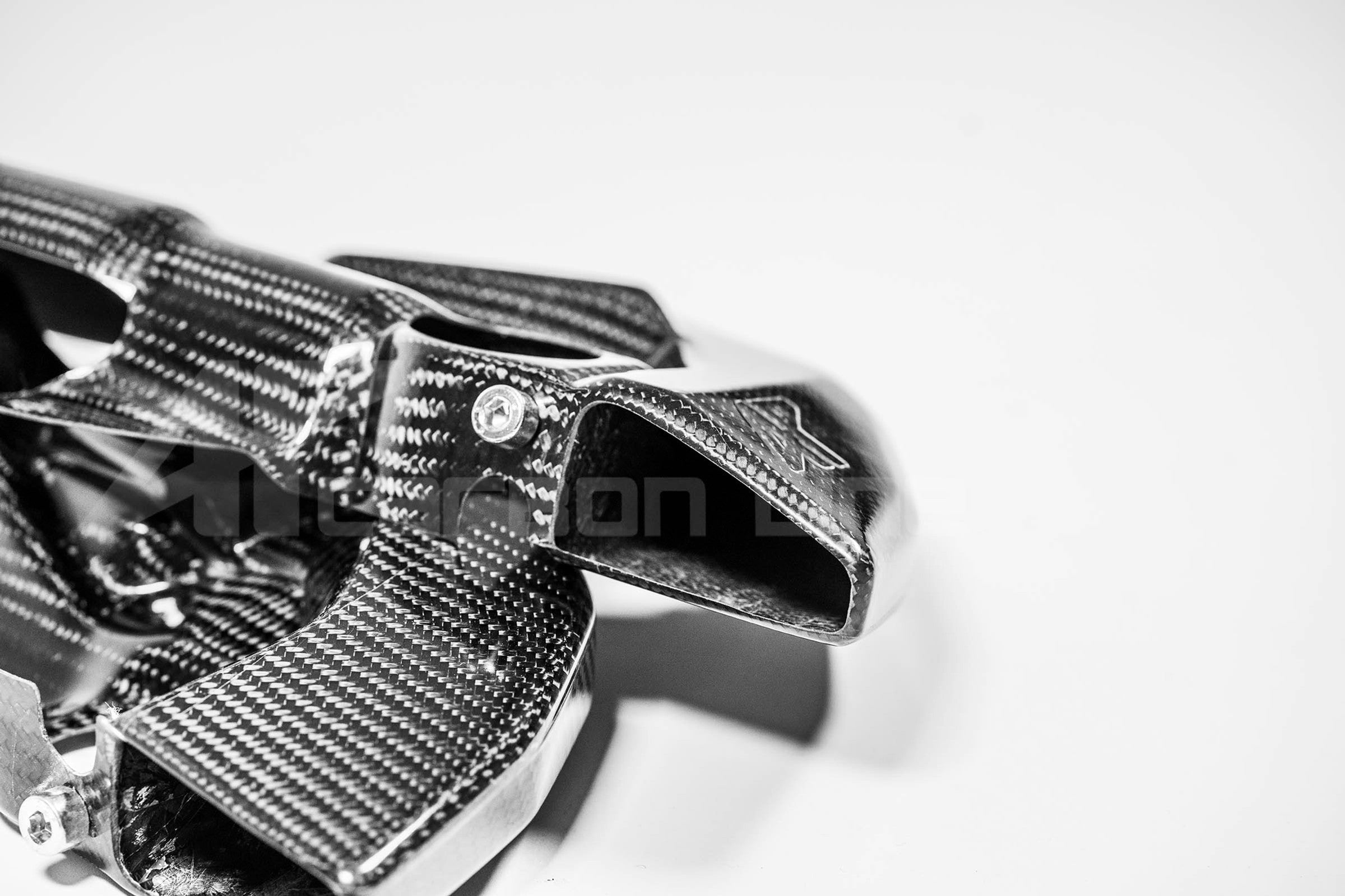 Refroidissement des étriers de frein 200g AP Carbon Line Yamaha YZF-R1 RN65 (20-25) 