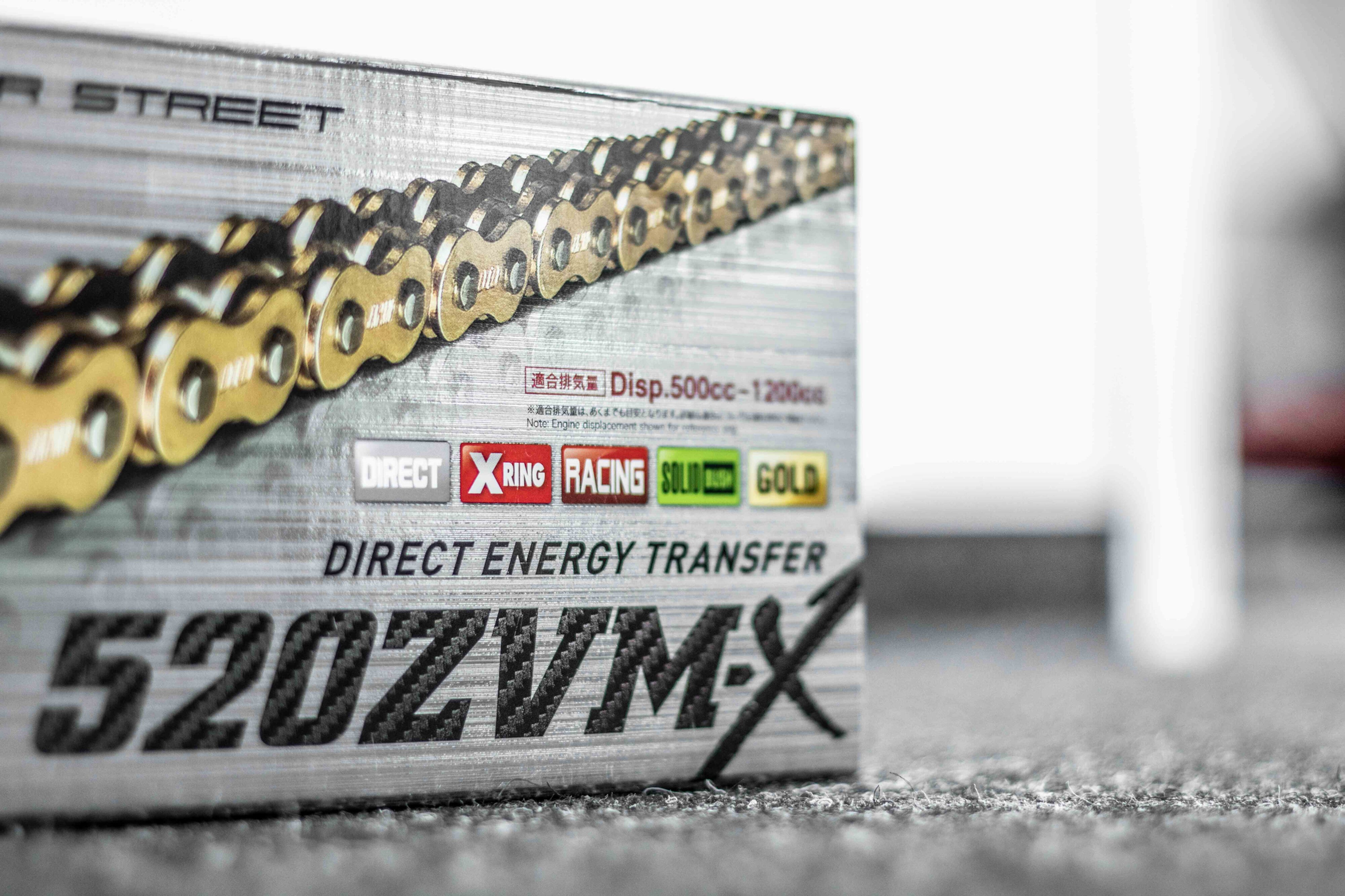 Chaîne D.I.D 520ZVM-X X-Ring 520 G&G ouverte avec maillon à rivet – 100 à 132 maillons 