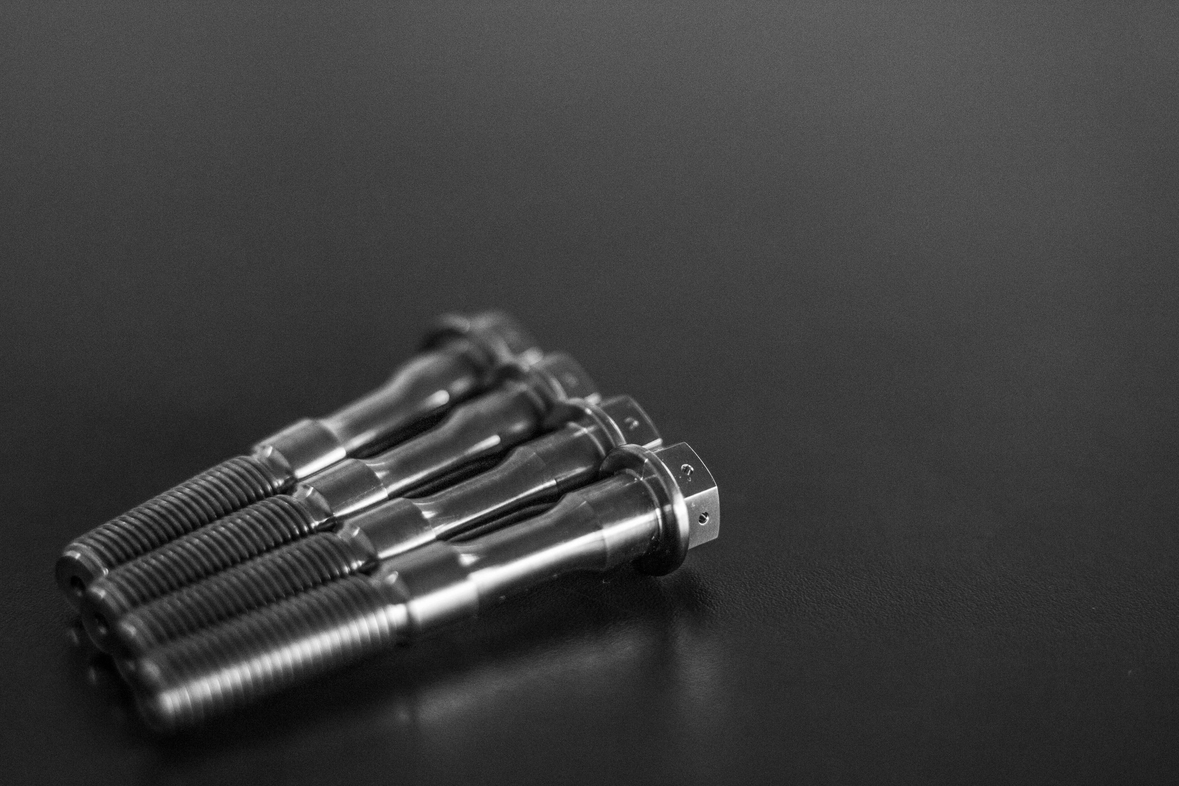 Kit de vis en titane pour étriers de frein Ducati Panigale 959 (16-19) TGP 