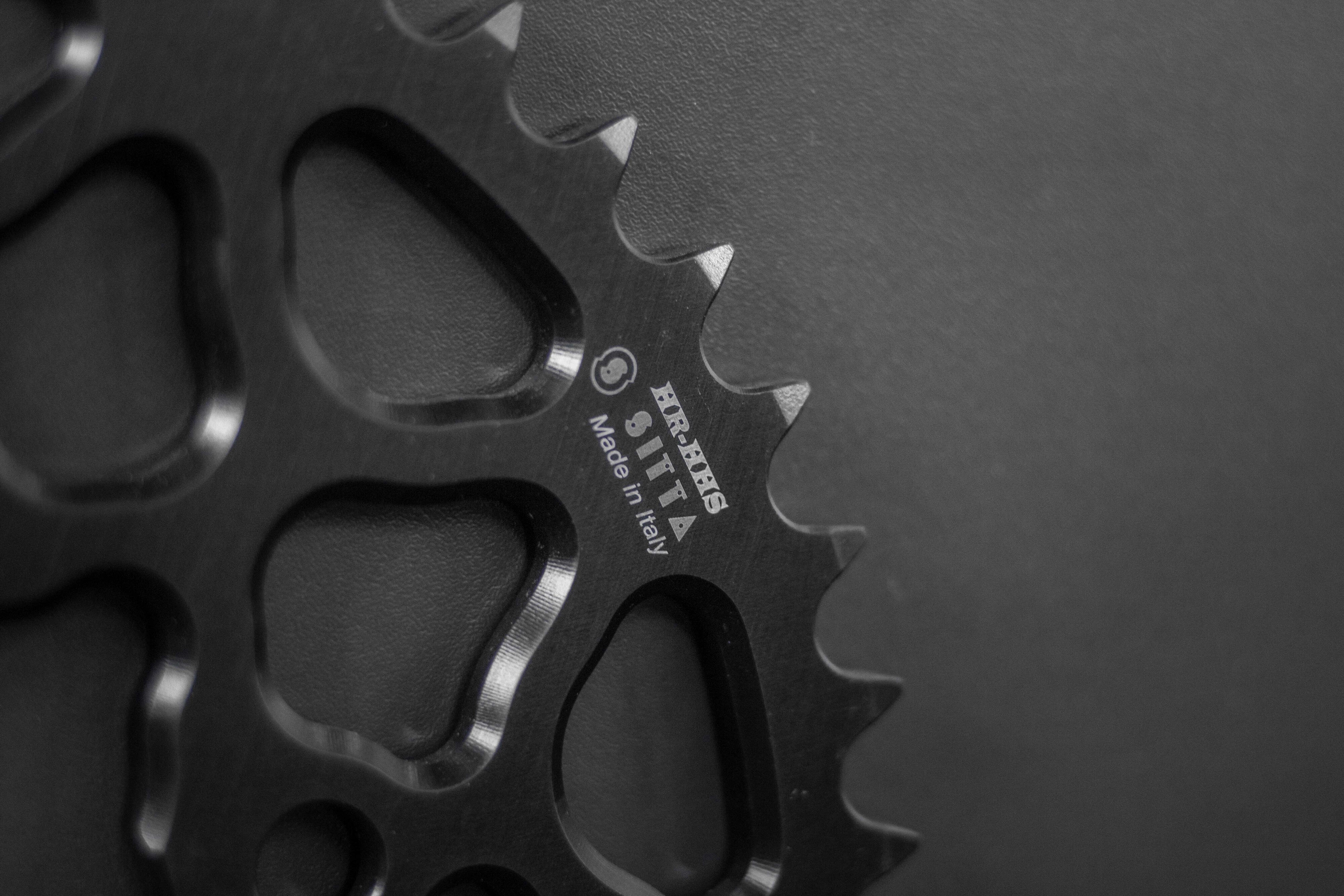 Sitta GP Aluminium pignon BMW HP roue forgée HP4 et HP4 Race (204Y-HR20GP) – 37-47 dents, division 520 