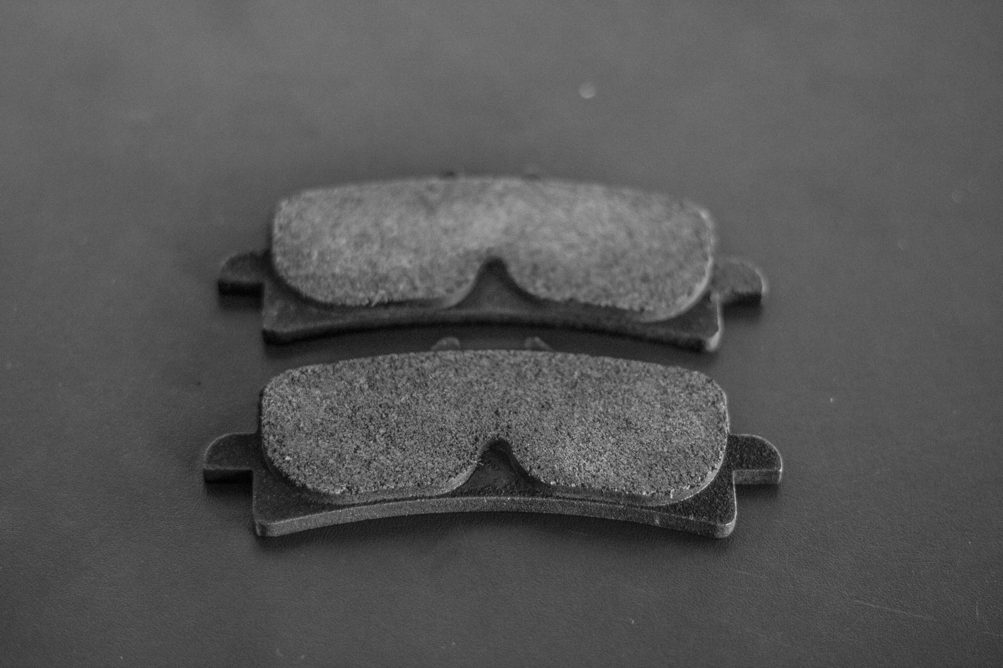 Plaquettes de frein de course Performance Friction 7617 333 Brembo M4/M50 et GP4-RX 