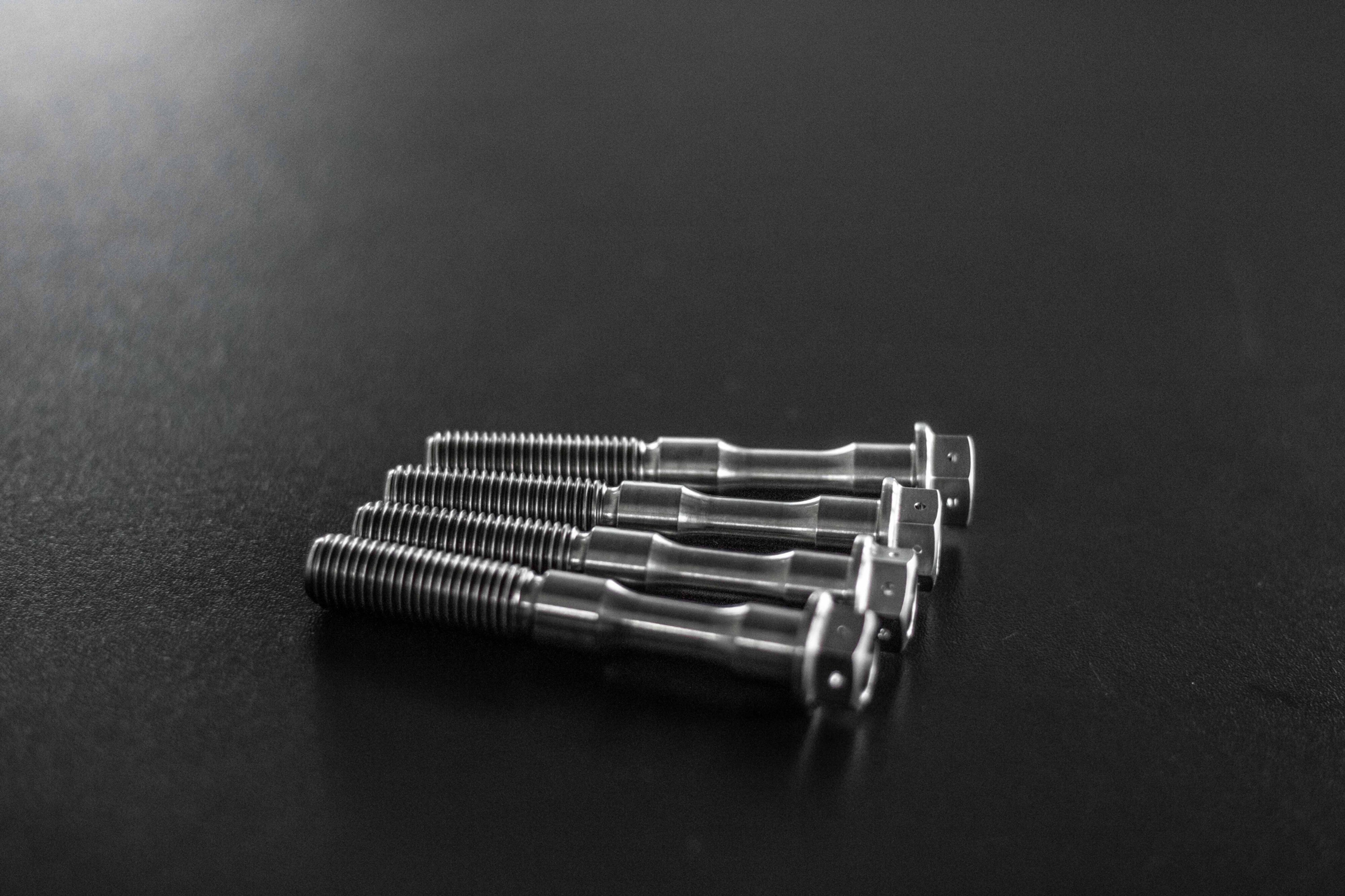 Kit de vis en titane pour étriers de frein Ducati Panigale 959 (16-19) TGP 