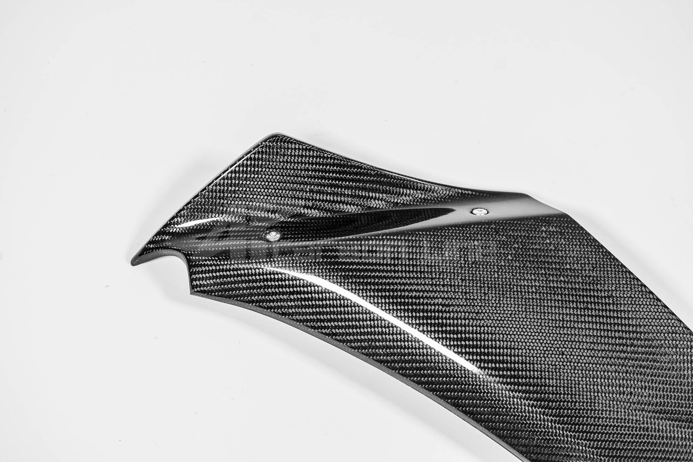 Couvercle de côté gauche 200g AP Carbon Line Yamaha YZF-R1/M RN65 (20-25) 